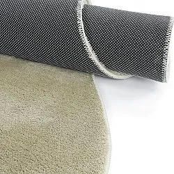 Tapete Shaggy Ondulado Assimétrico - Aranga Super Soft Fur (verde claro)