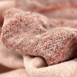 Manta em mistura de lã - Carol (rosa)