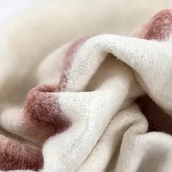 Manta em mistura de lã - Miranda (rosa)
