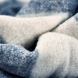 Manta em mistura de lã - Phoebe (azul)