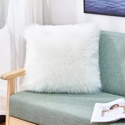 Capa de Almofada - Luxury Faux Fur 45 x 45 cm (branco)