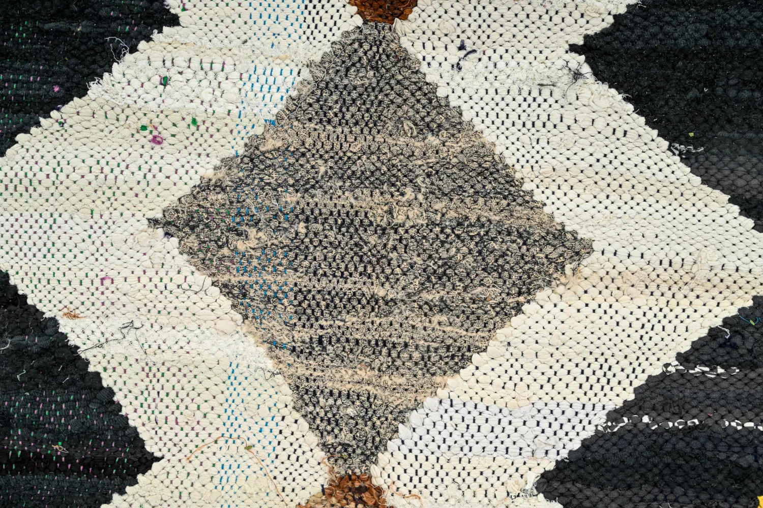 Tapete Berbere Marroquino Boucherouite 140 x 270 cm