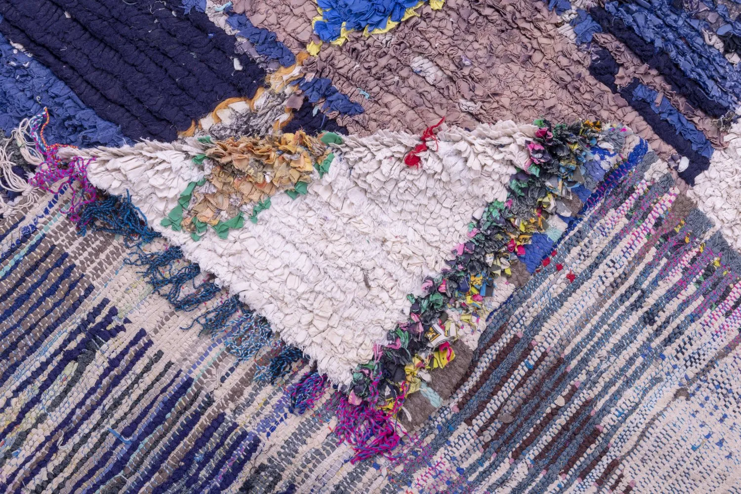 Tapete Berbere Marroquino Boucherouite 230 x 170 cm