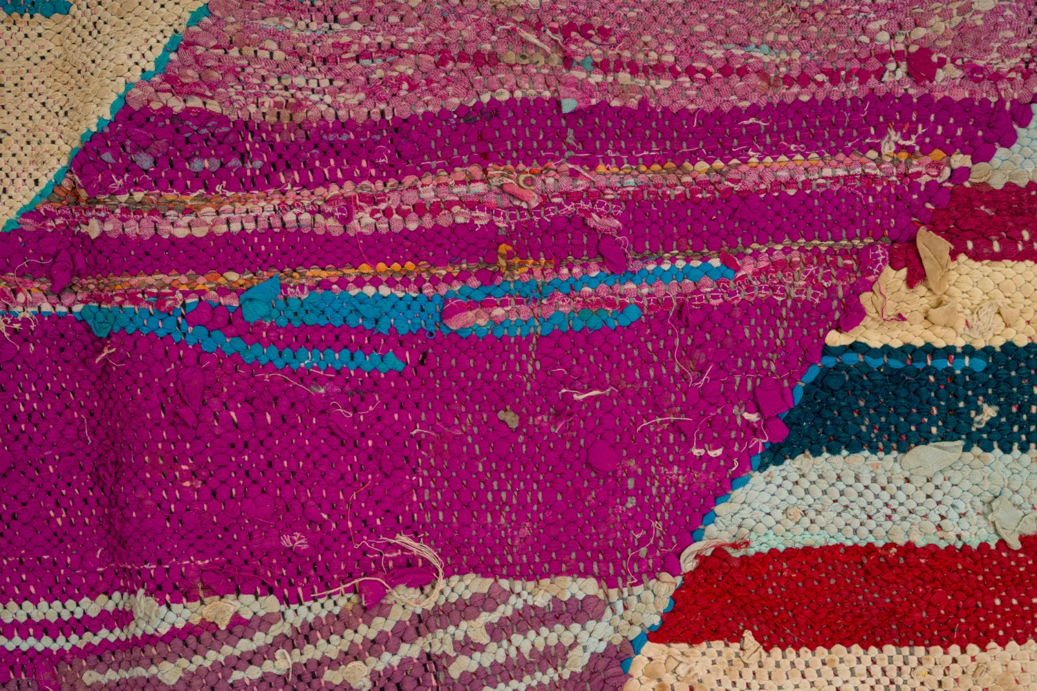 Tapete Berbere Marroquino Boucherouite 135 x 245 cm