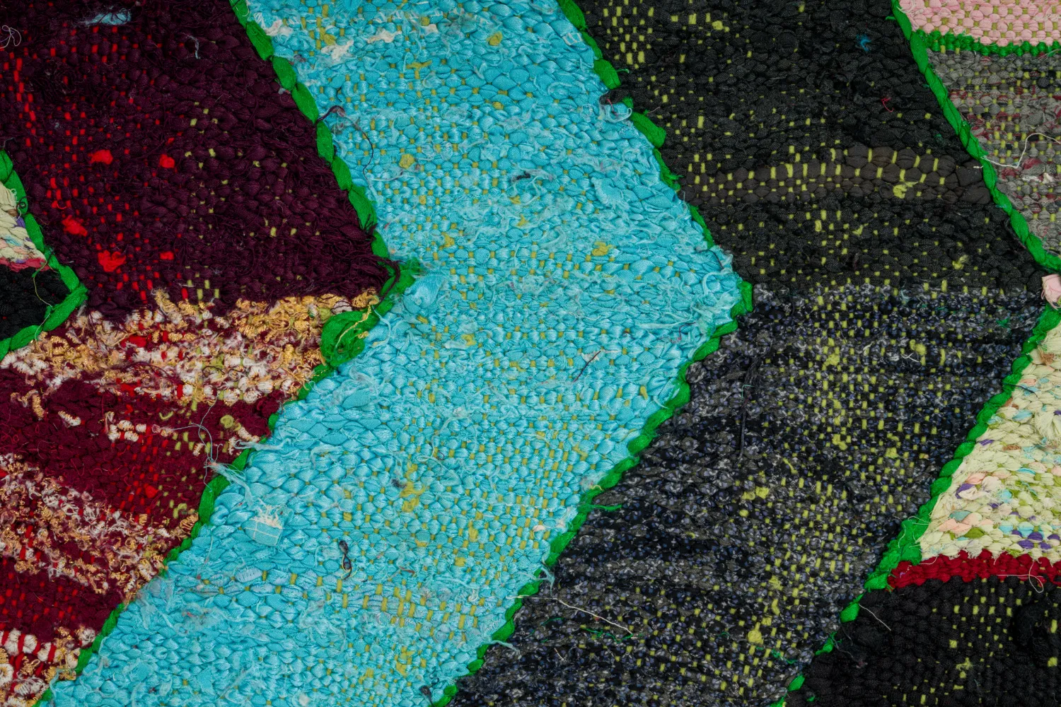 Tapete Berbere Marroquino Boucherouite 115 x 215 cm