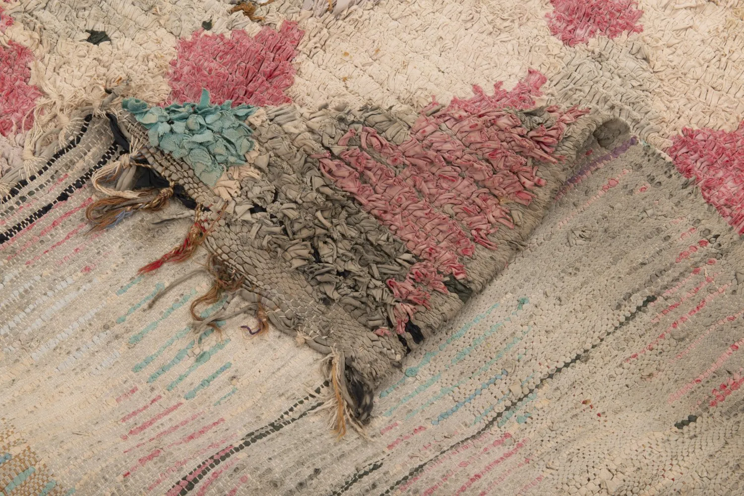 Tapete Berbere Marroquino Boucherouite 205 x 170 cm
