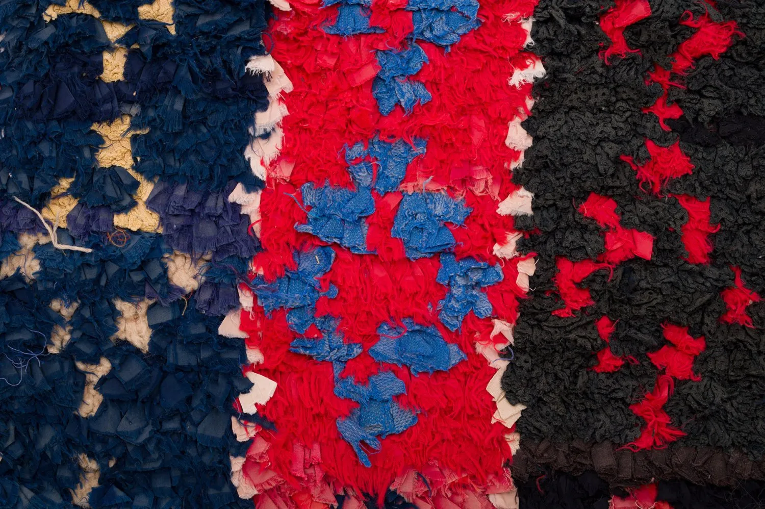 Tapete Berbere Marroquino Boucherouite 135 x 205 cm