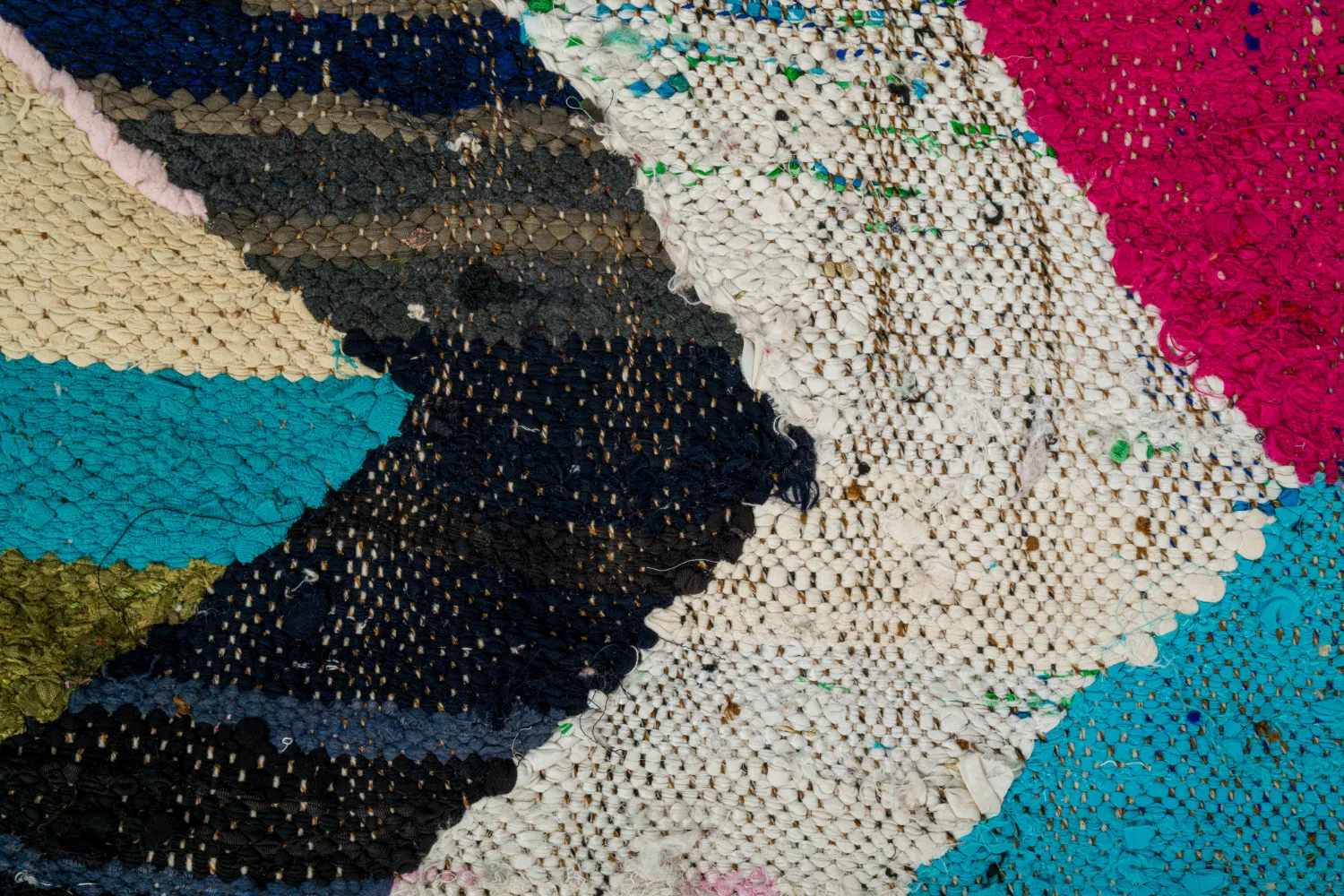 Tapete Berbere Marroquino Boucherouite 135 x 230 cm