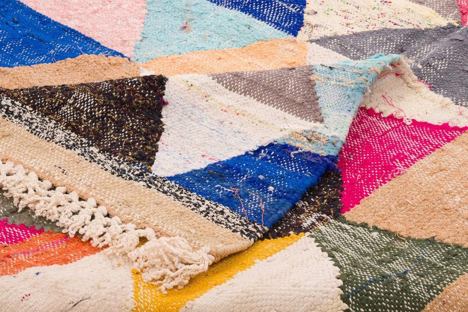 Tapete Berbere Marroquino Boucherouite 135 x 230 cm