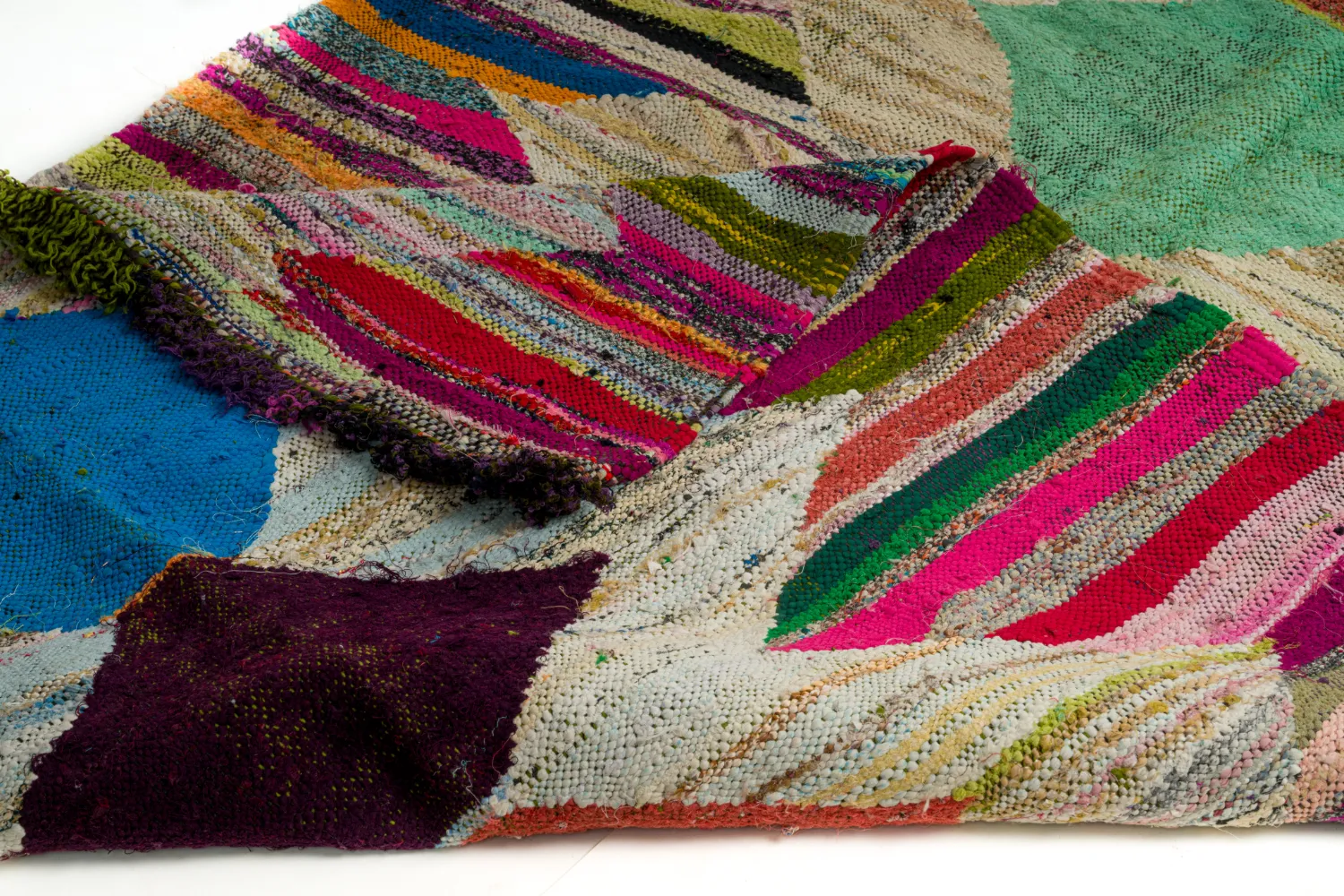 Tapete Berbere Marroquino Boucherouite 140 x 255 cm