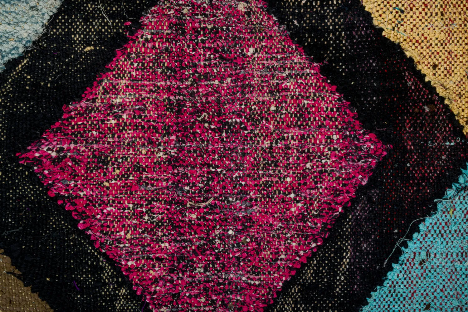 Tapete Berbere Marroquino Boucherouite 135 x 230 cm