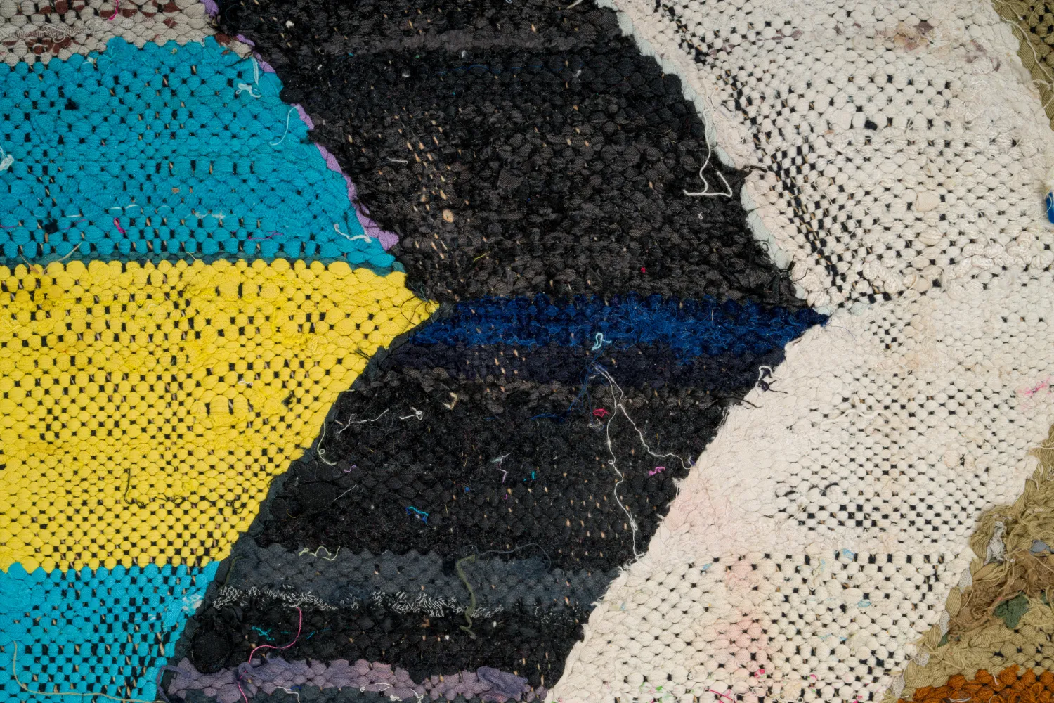 Tapete Berbere Marroquino Boucherouite 130 x 220 cm