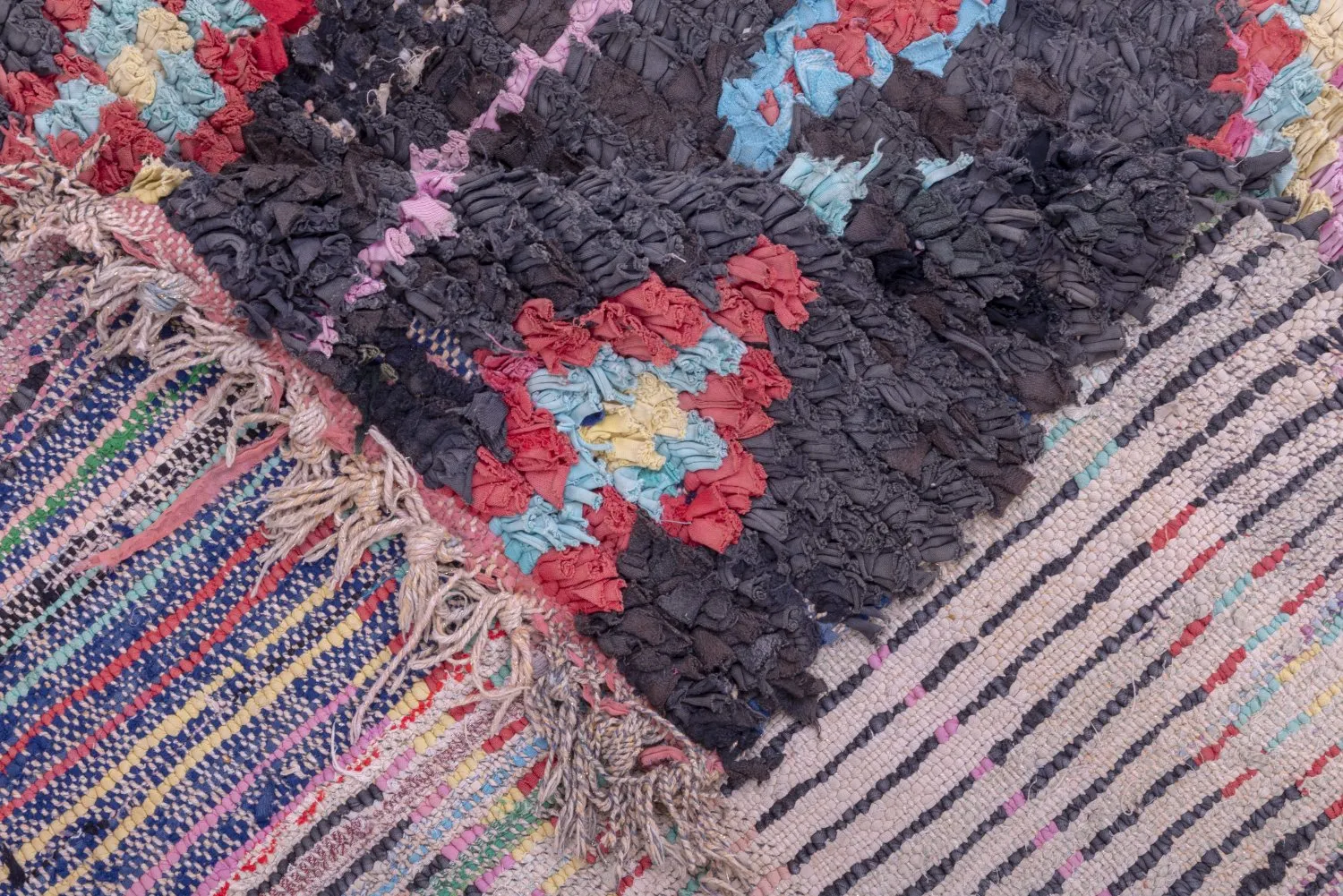 Tapete Berbere Marroquino Boucherouite 240 x 120 cm