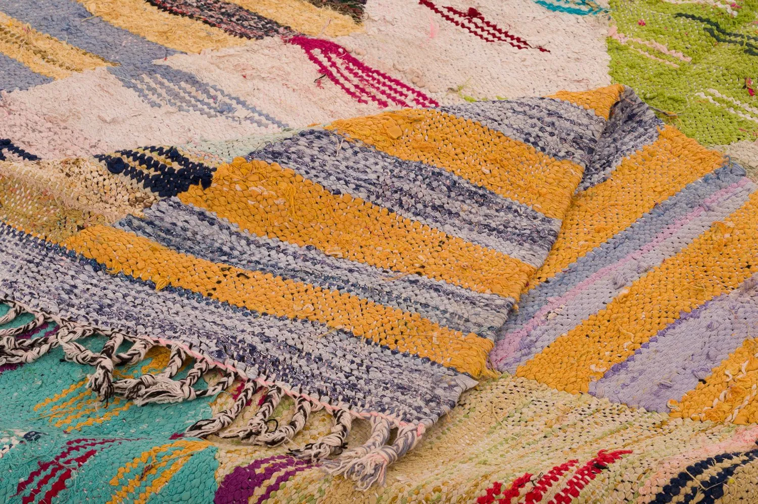 Tapete Berbere Marroquino Boucherouite 140 x 250 cm