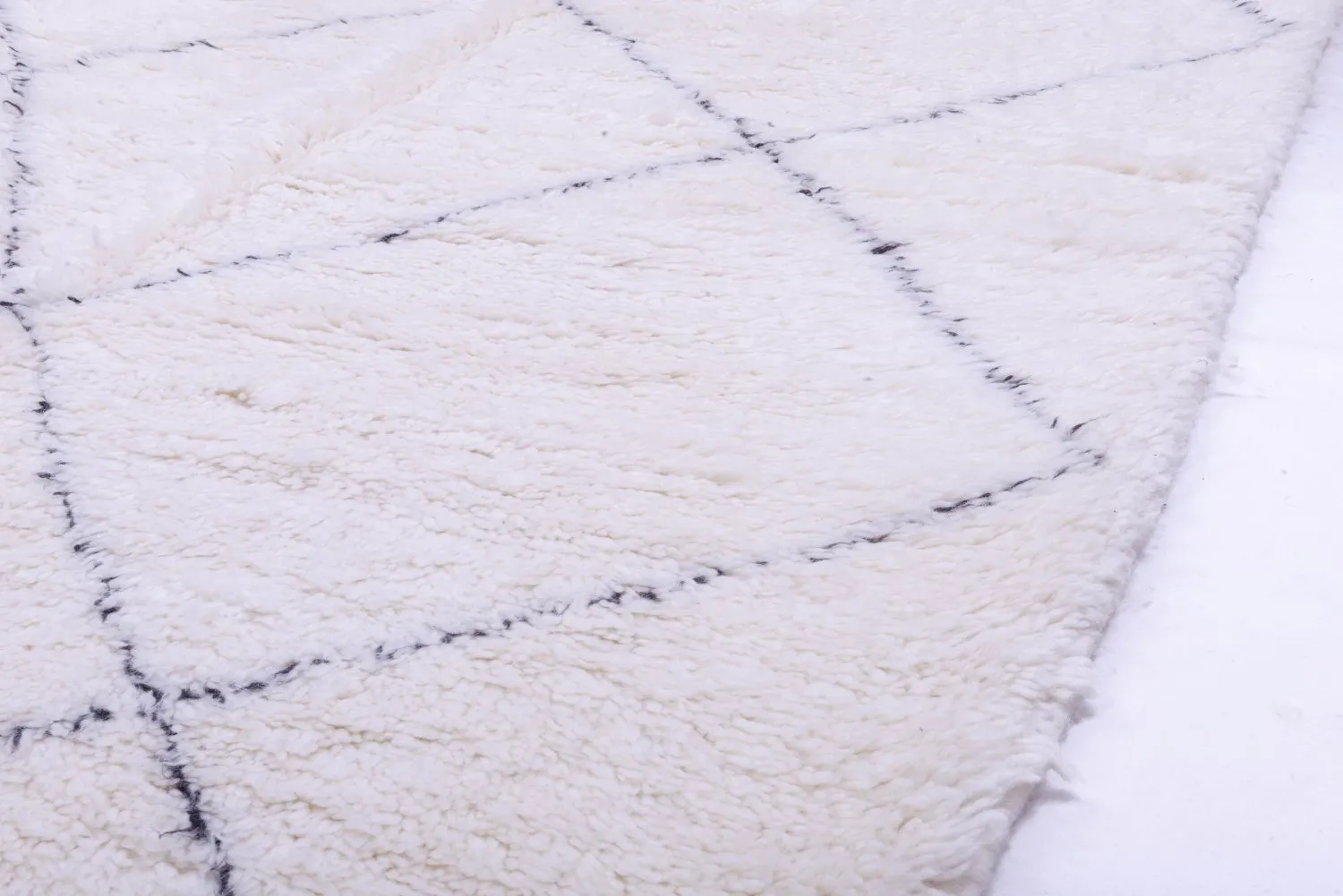 Tapete Kilim Marroquino Beni Ourain 270 x 170 cm