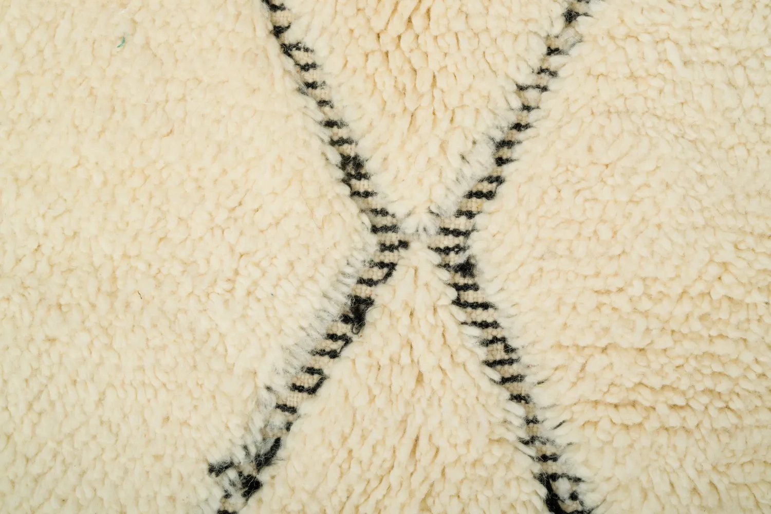 Tapete Kilim Marroquino Beni Ourain 155 x 250 cm