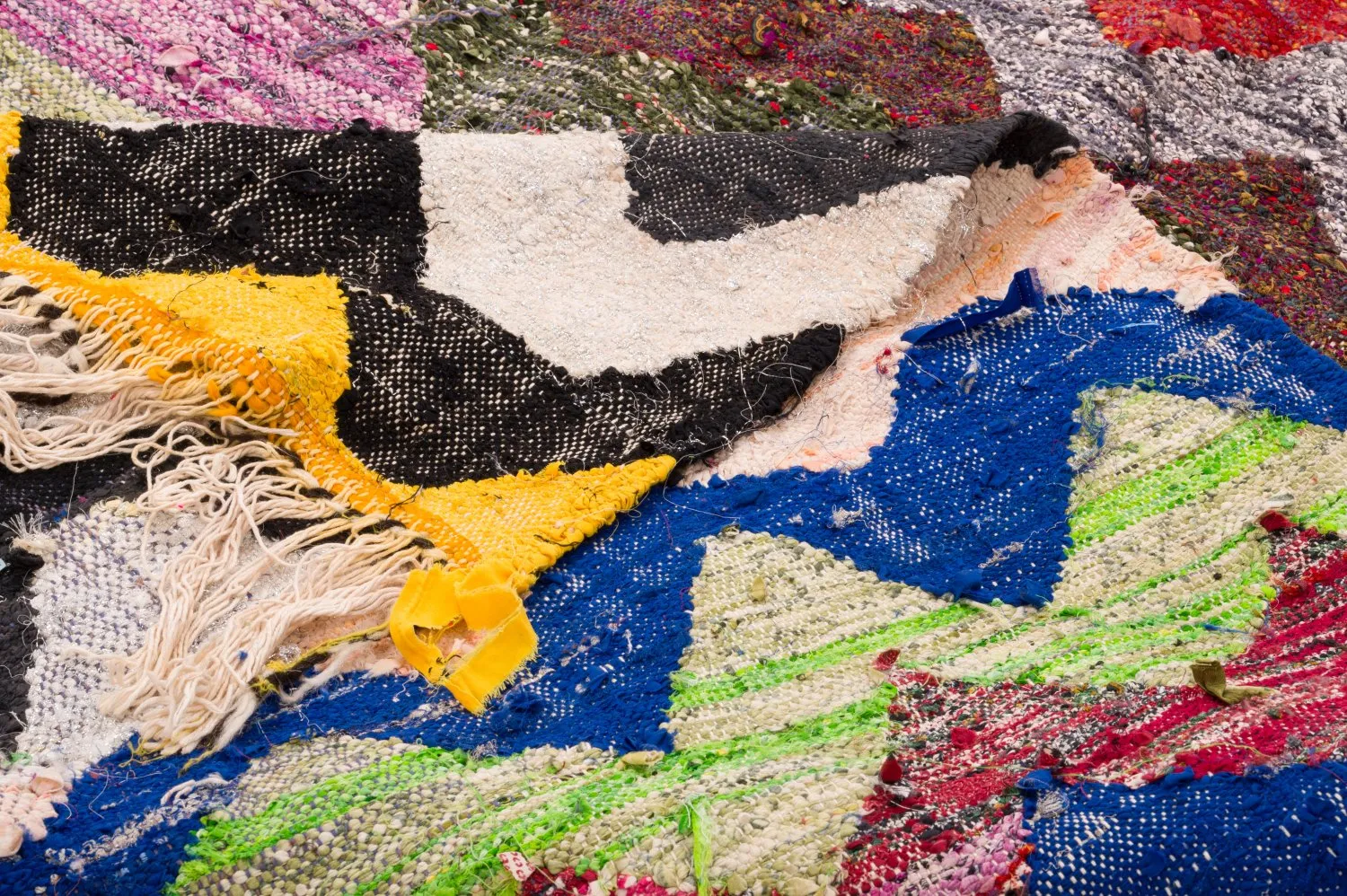 Tapete Berbere Marroquino Boucherouite 125 x 245 cm