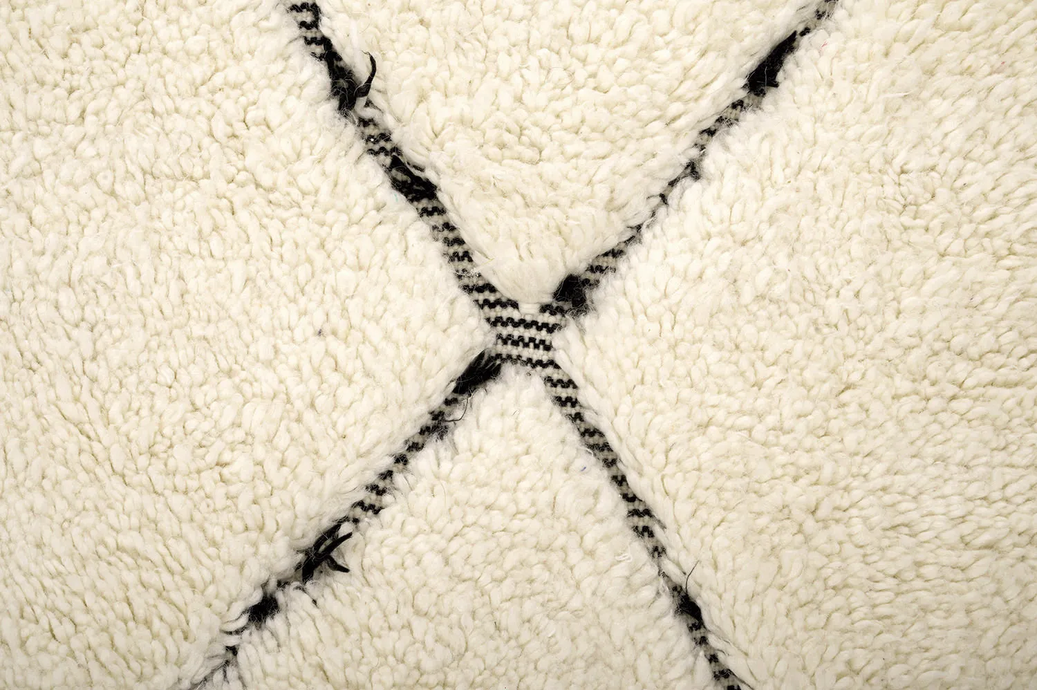 Tapete Kilim Marroquino Beni Ourain 195 x 305 cm