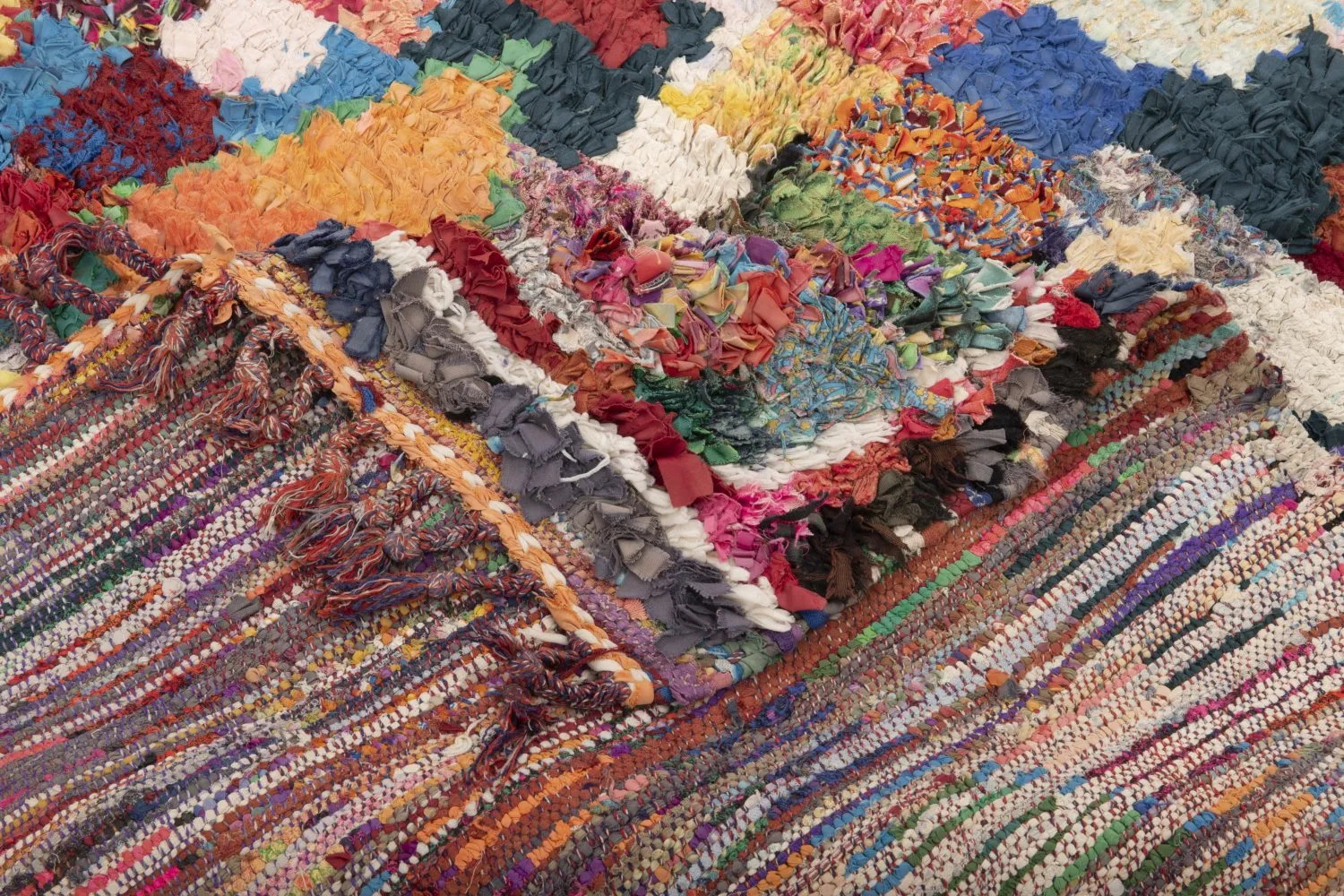 Tapete Berbere Marroquino Boucherouite 210 x 150 cm