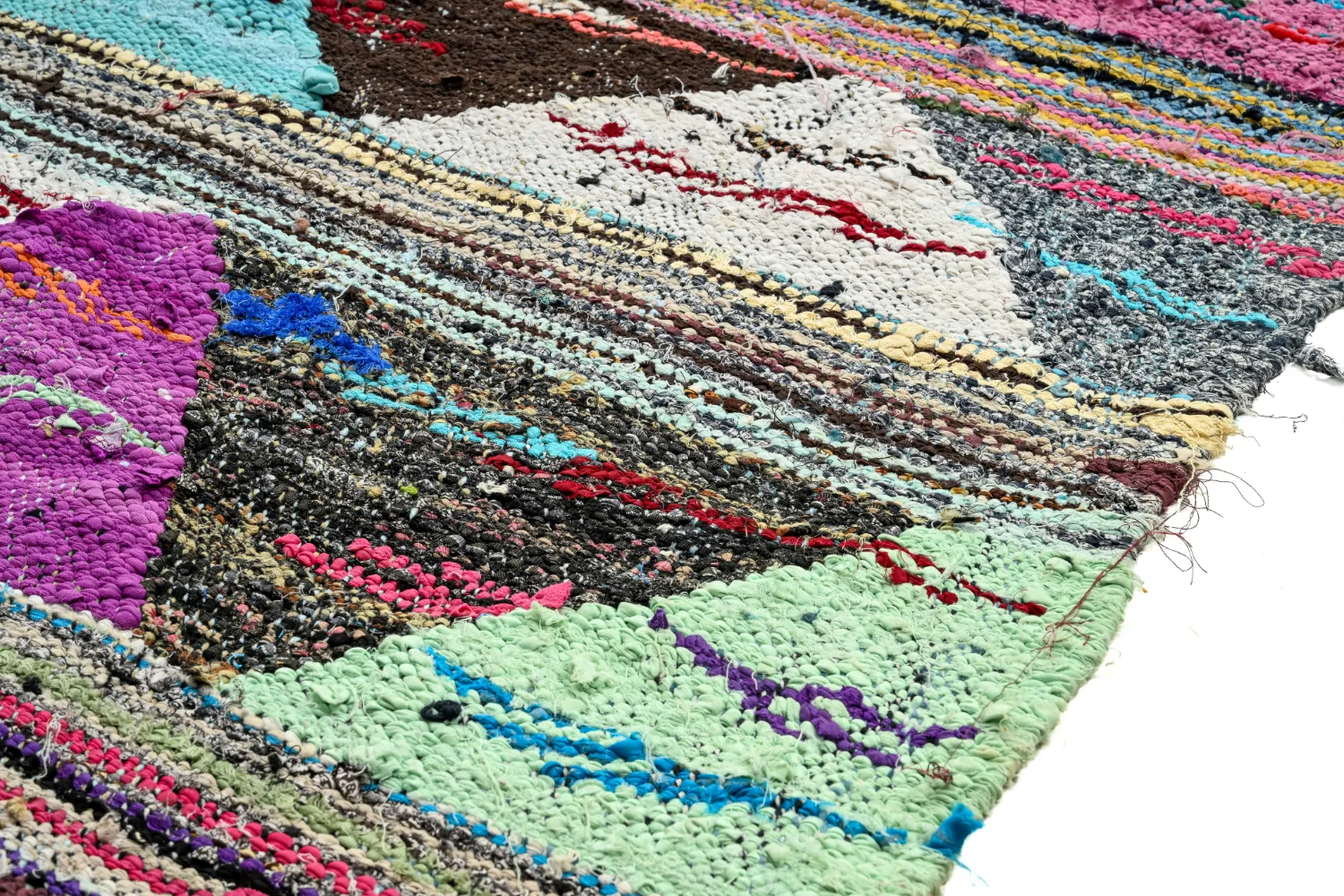 Tapete Berbere Marroquino Boucherouite 135 x 235 cm