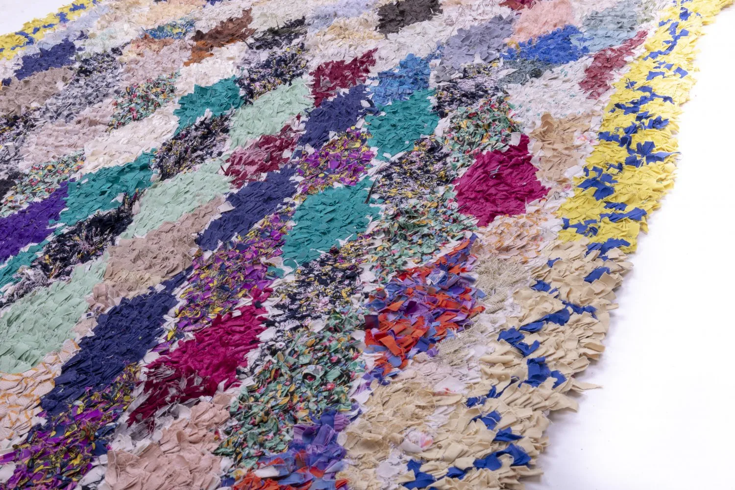 Tapete Berbere Marroquino Boucherouite 225 x 135 cm