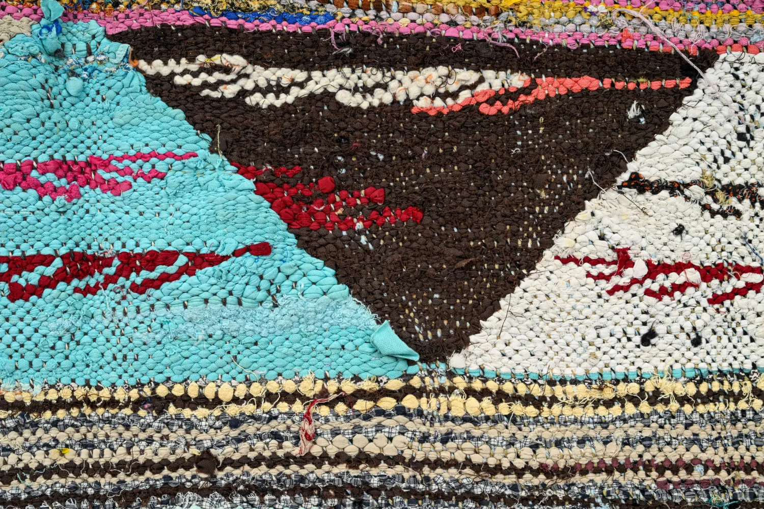 Tapete Berbere Marroquino Boucherouite 135 x 235 cm