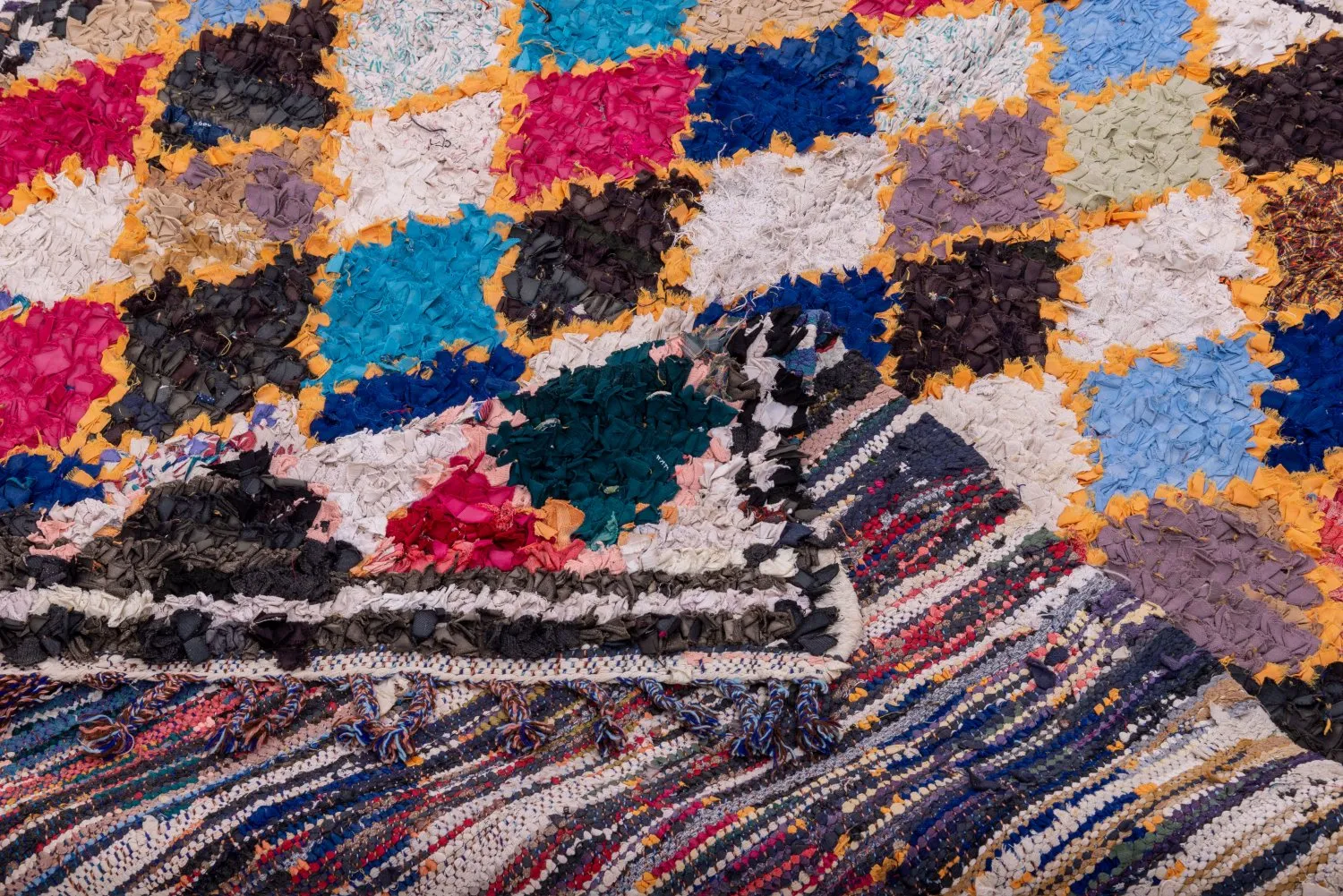 Tapete Berbere Marroquino Boucherouite 185 x 150 cm