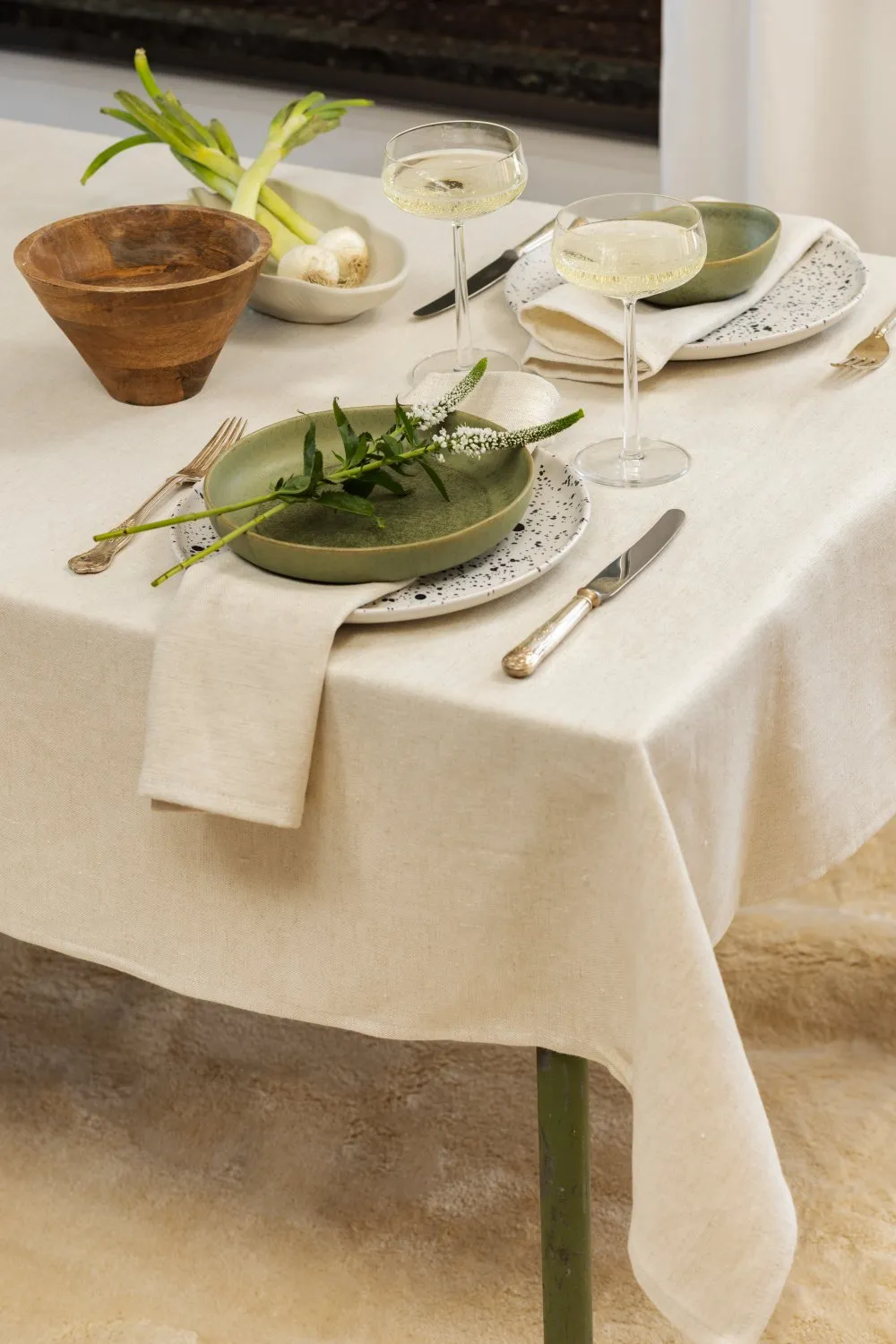 Toalha de mesa de linho Astrid (branco)