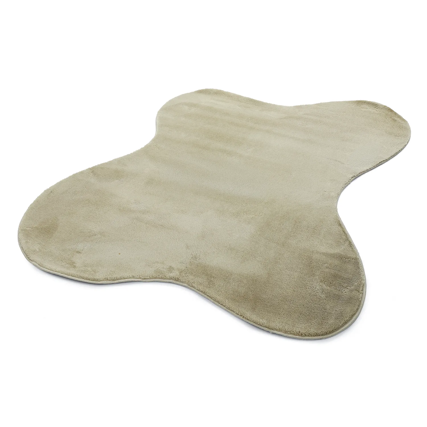 Tapete Shaggy Ondulado Assimétrico - Aranga Super Soft Fur (verde claro)