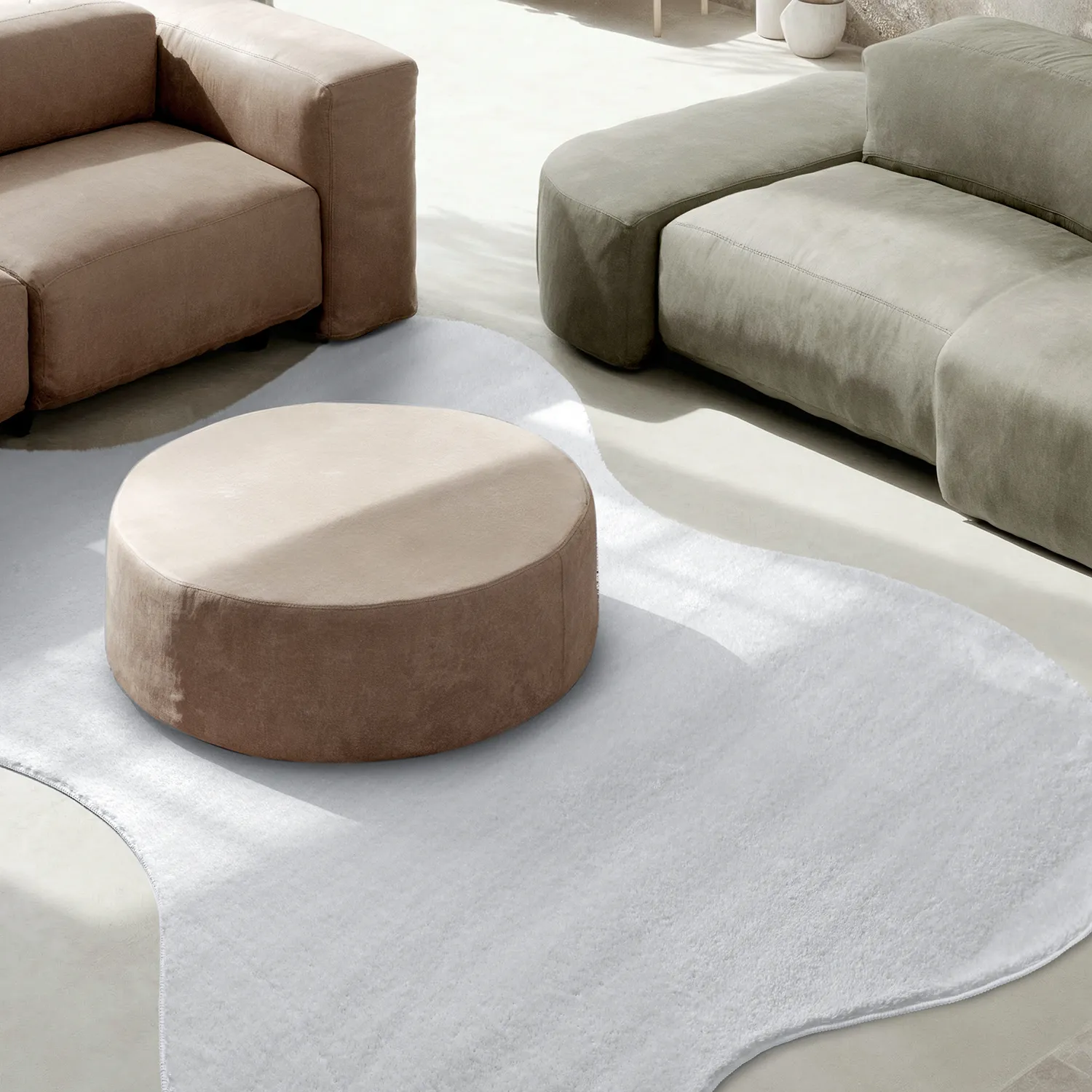 Tapete Shaggy Ondulado Assimétrico - Aranga Super Soft Fur (branco)