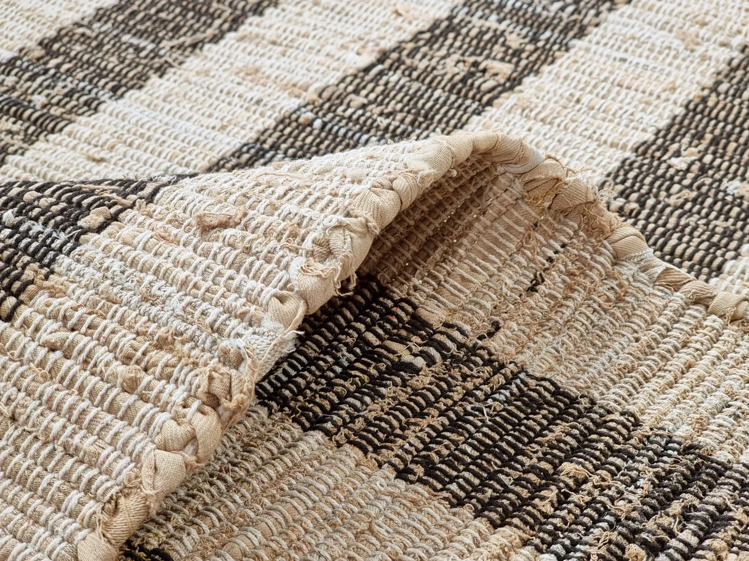 Tapete de algodão - Hedda (preto)