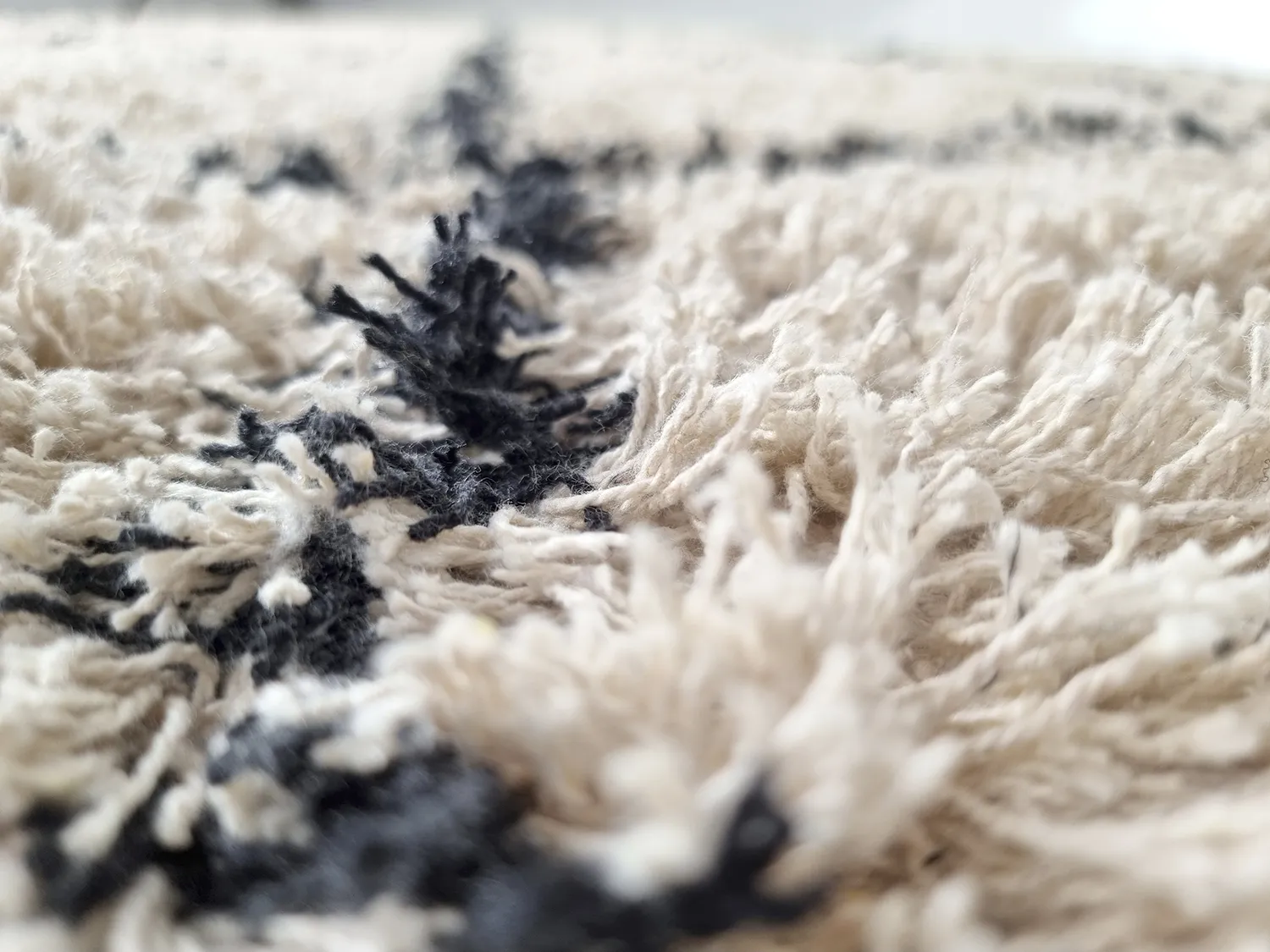 Tapetes felpudos - Alcott Natural Cotton Shaggy (preto/branco)