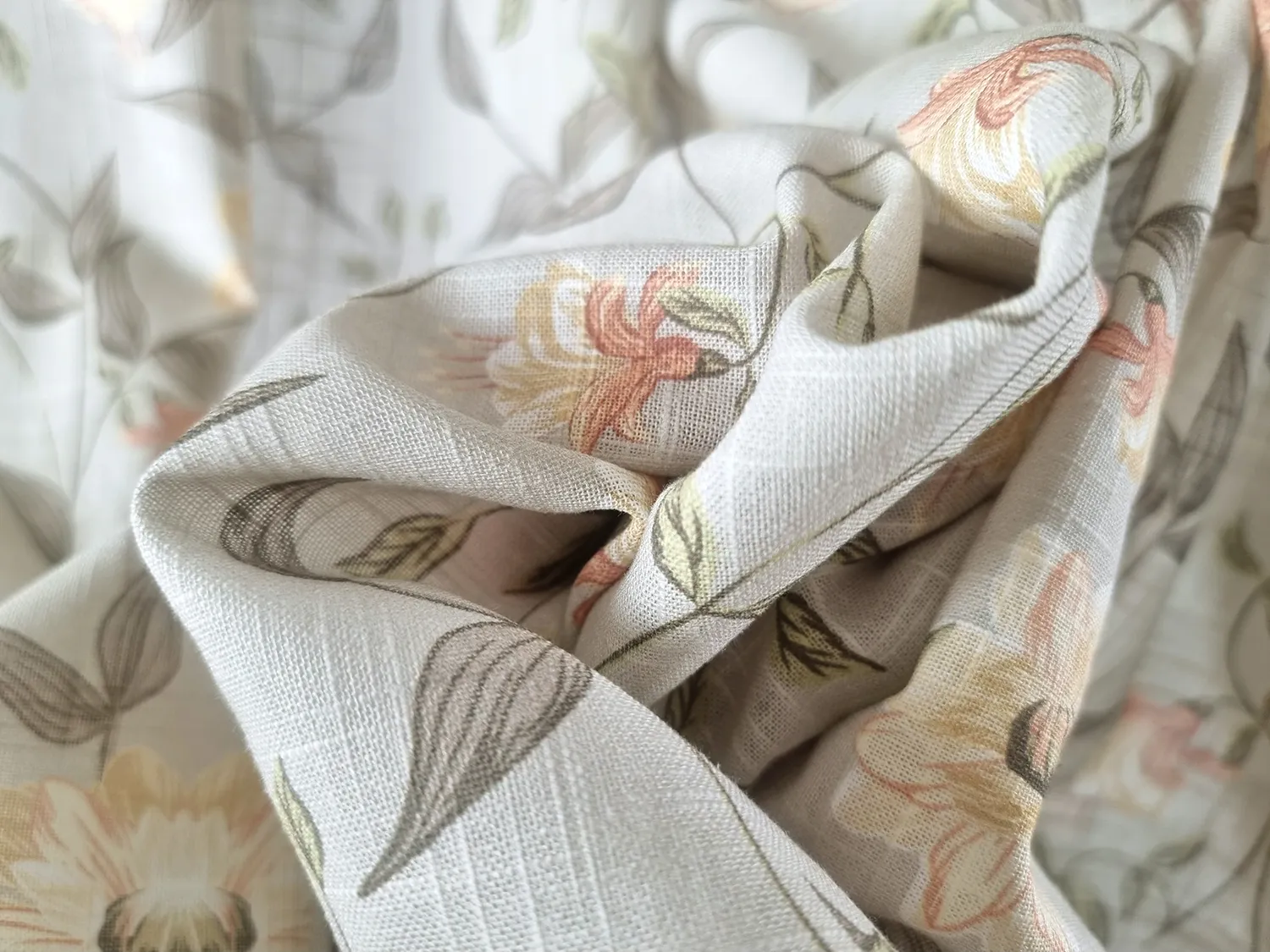 Toalha de mesa de algodão Bodil (marrom)