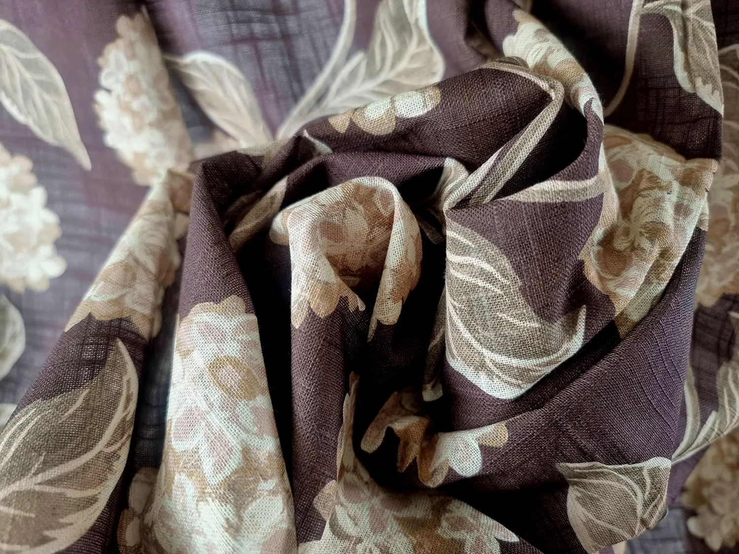 Toalha de mesa de algodão Dorthe (roxo)
