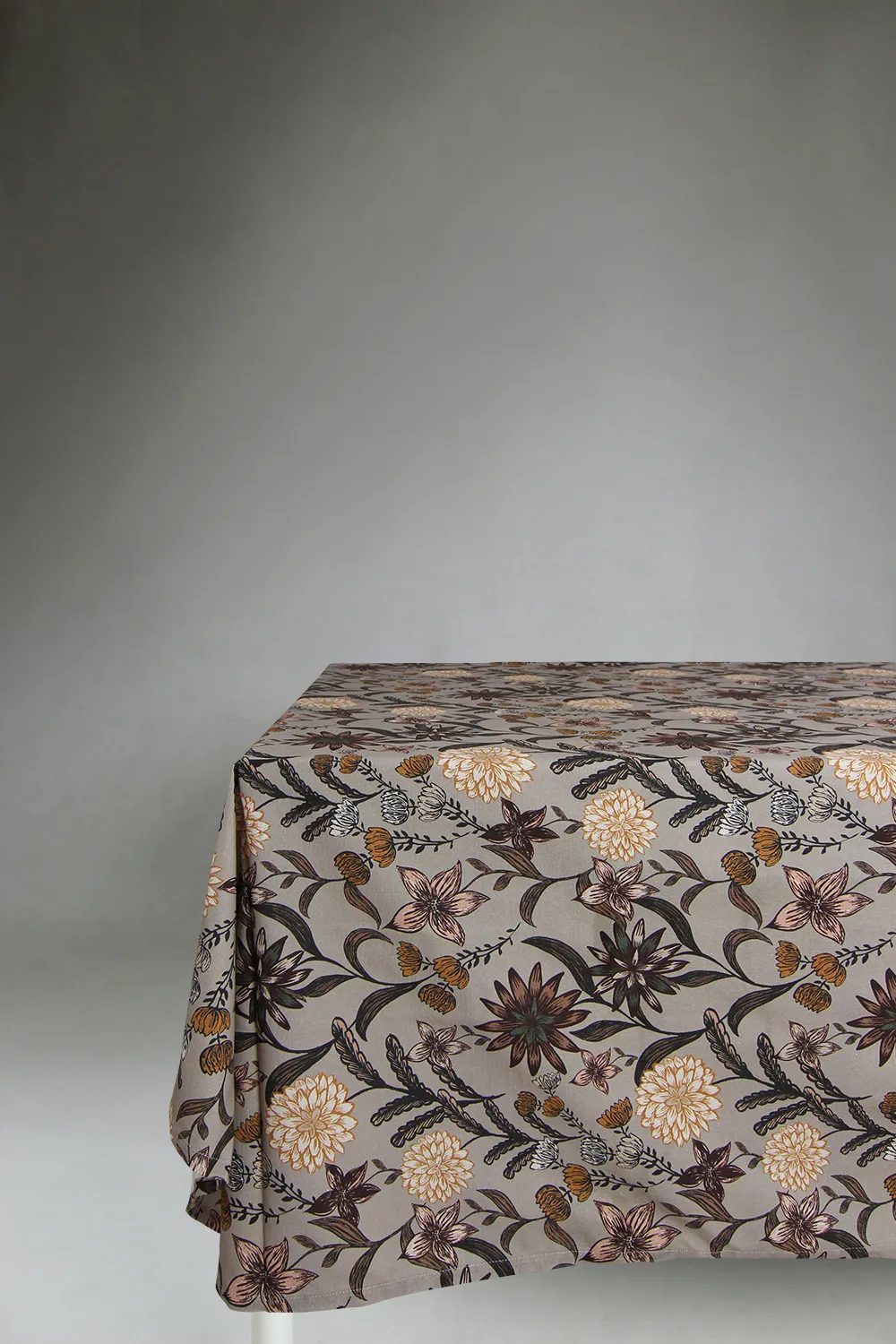 Toalha de mesa de algodão Lotten (marrom)