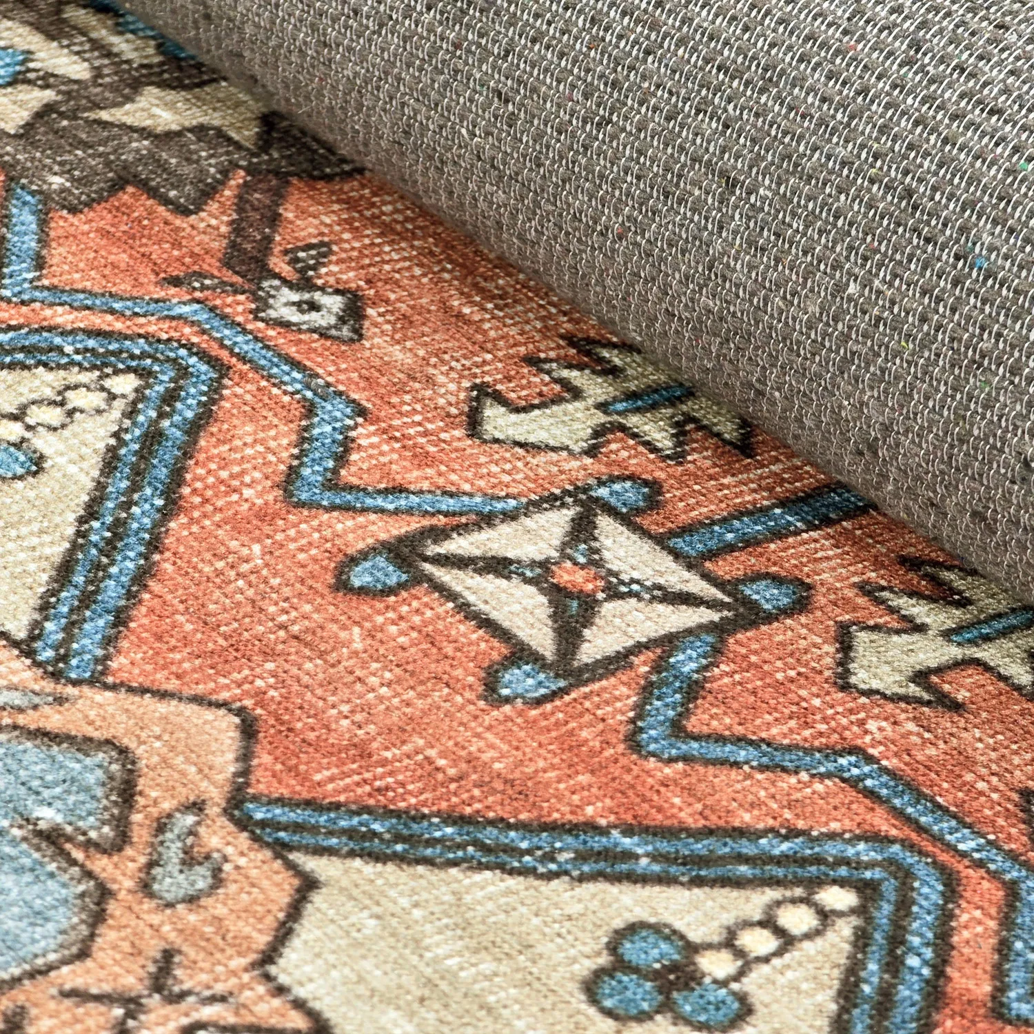 Tapete de tecelagem plana - Kordava (cinza/vermelho)