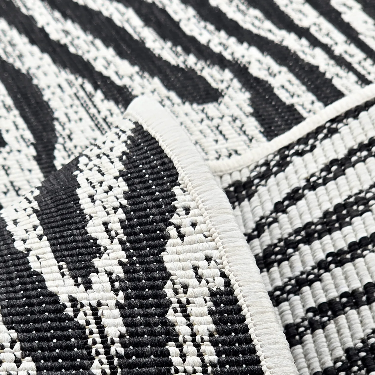 Tapete para interior e exterior - utomhusmatta - Vaura (preto/branco)