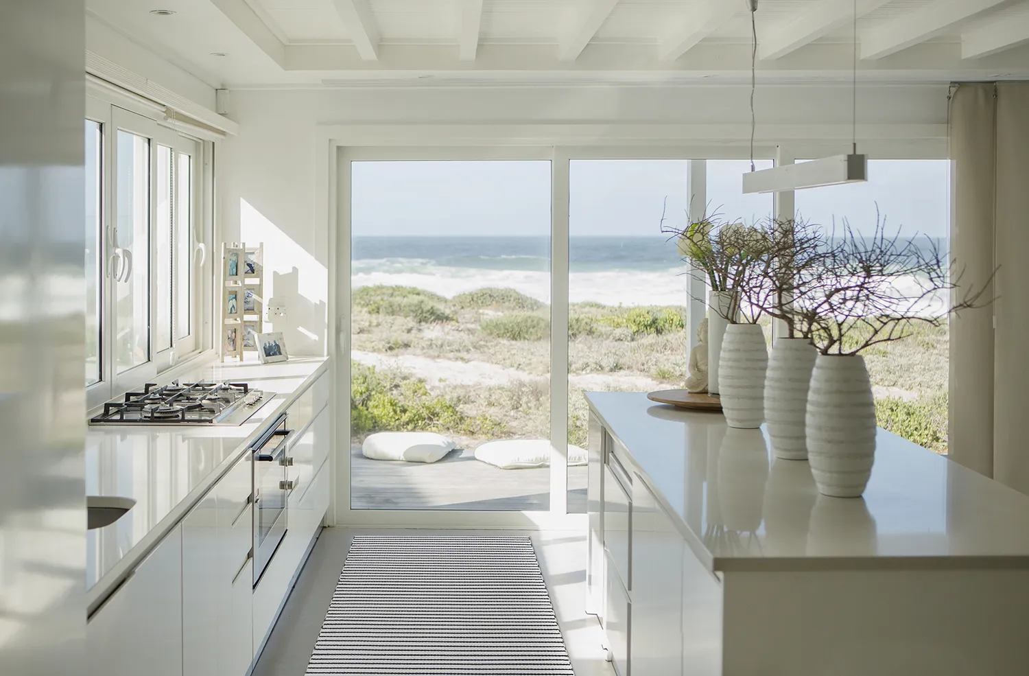 Tapetes de Plástico - Kensington (branco/preto)