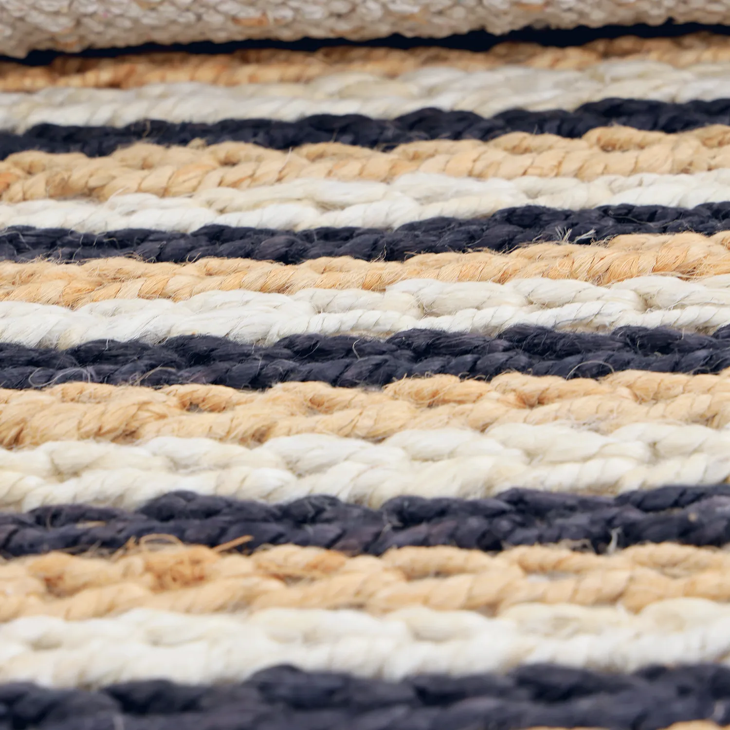Tapete de juta - Howrah Braided Jute (natural/branco/preto)