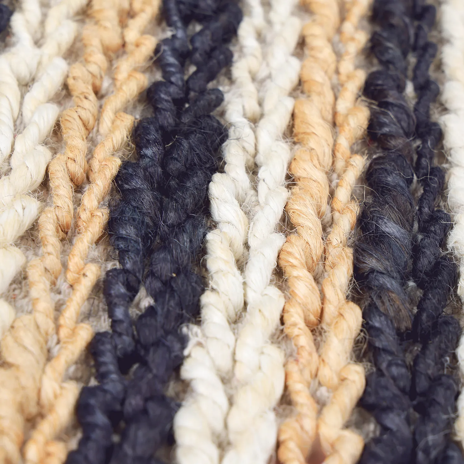 Tapete de juta - Howrah Braided Jute (natural/branco/preto)