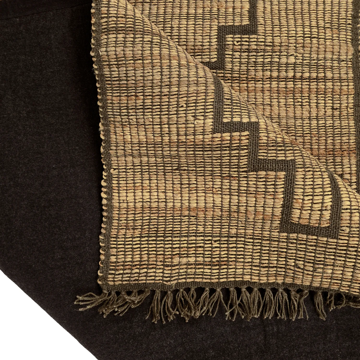 Tapete de juta - Kavita (marrom)