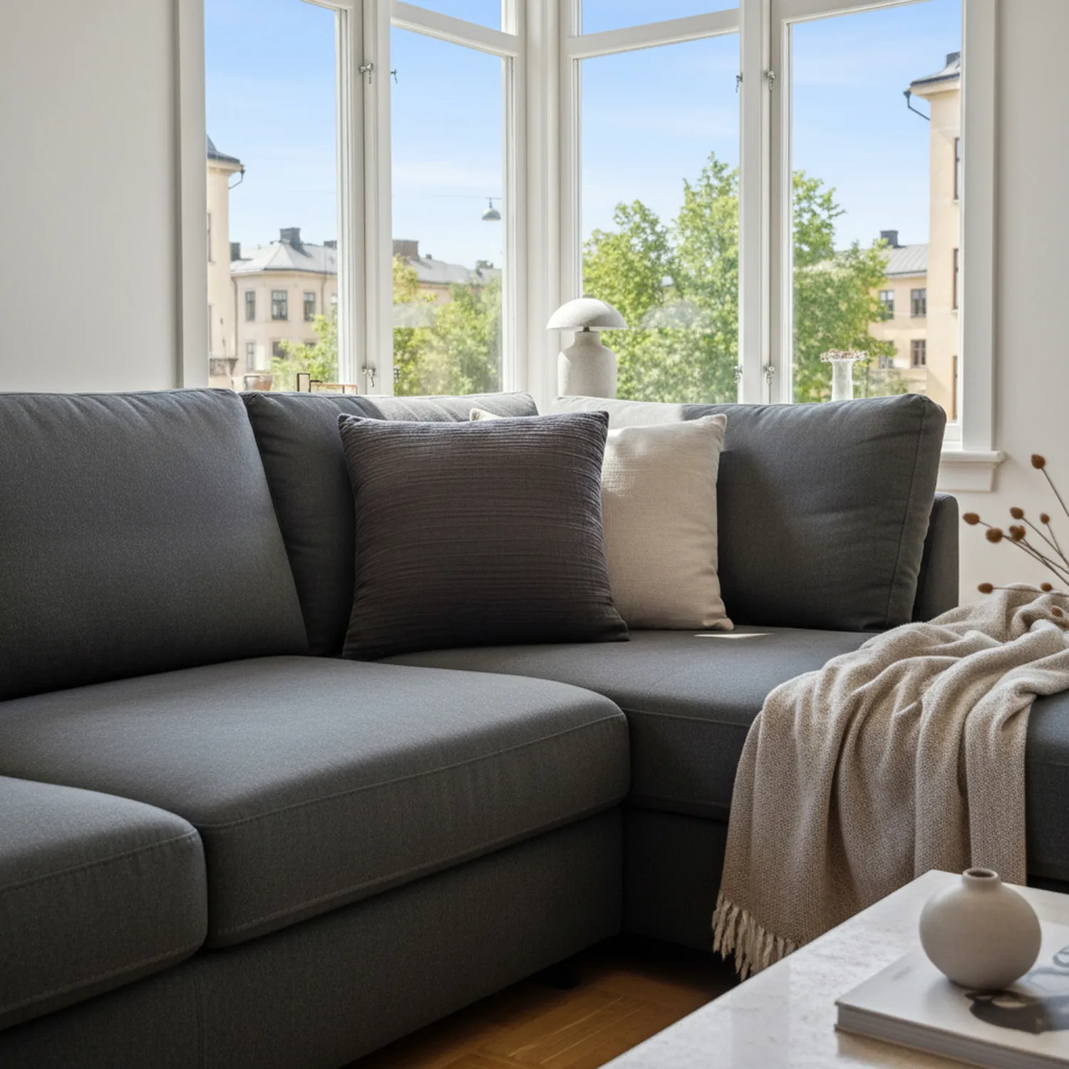 Capa de Almofada - Vanja (preto)