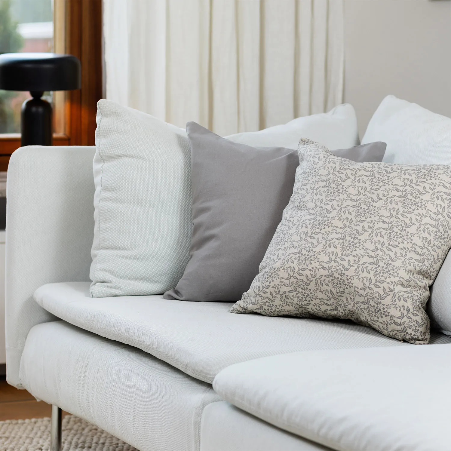Capa de Almofada 2-pack - Lilja (cinza)