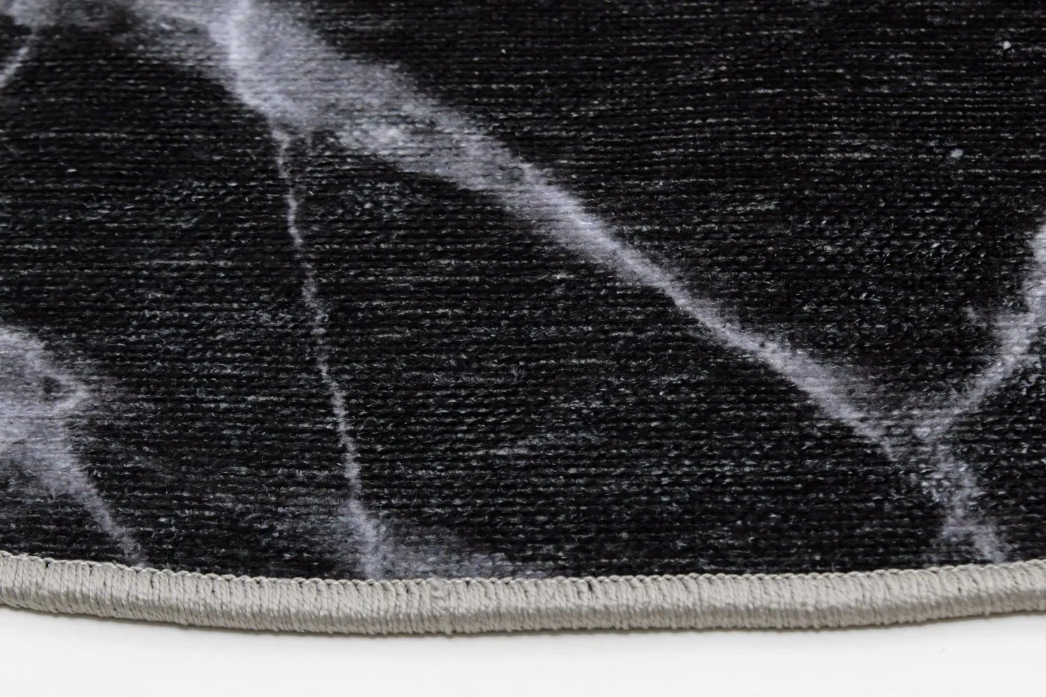 Tapete redondo - Savino (preto/branco/rosa)