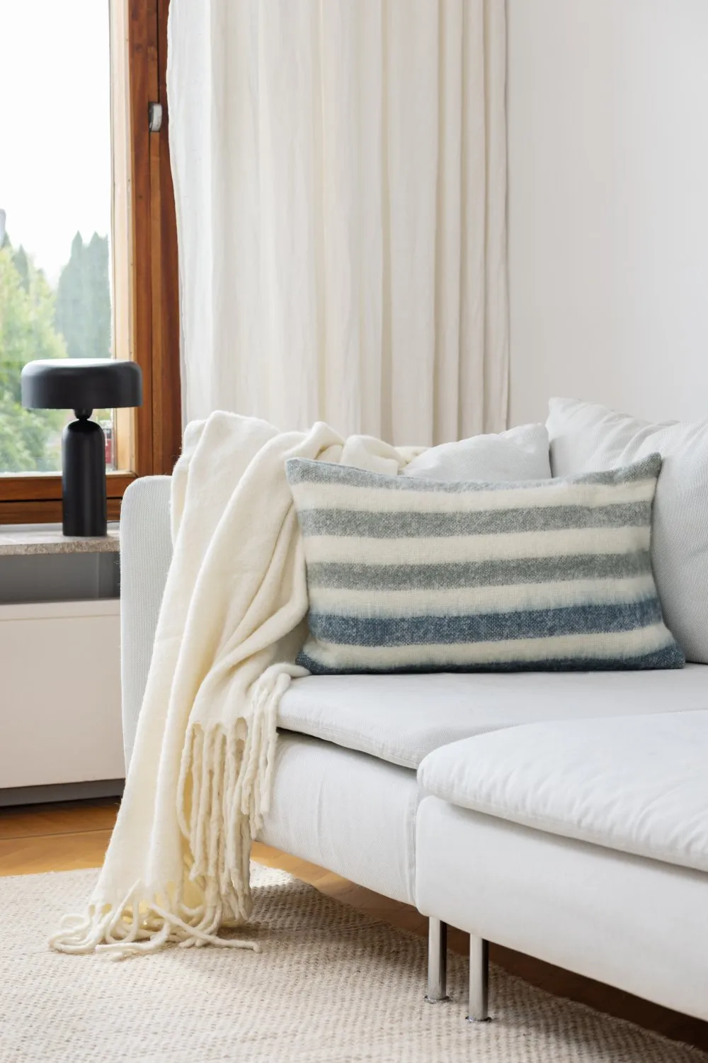 Capa de Almofada em Mistura de Lã - Monica (azul)