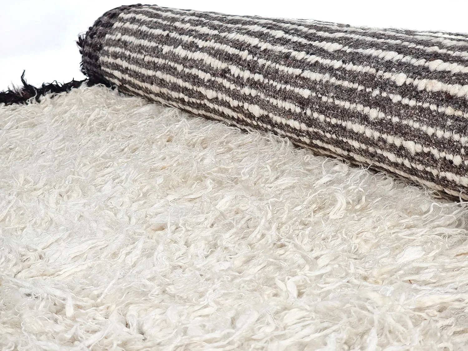 Tapete de lã - Nova (branco/preto)