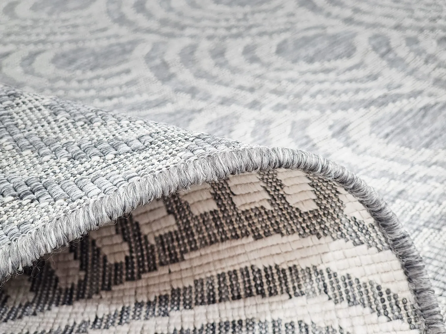 Tapete para interior e exterior - Odin (cinza)