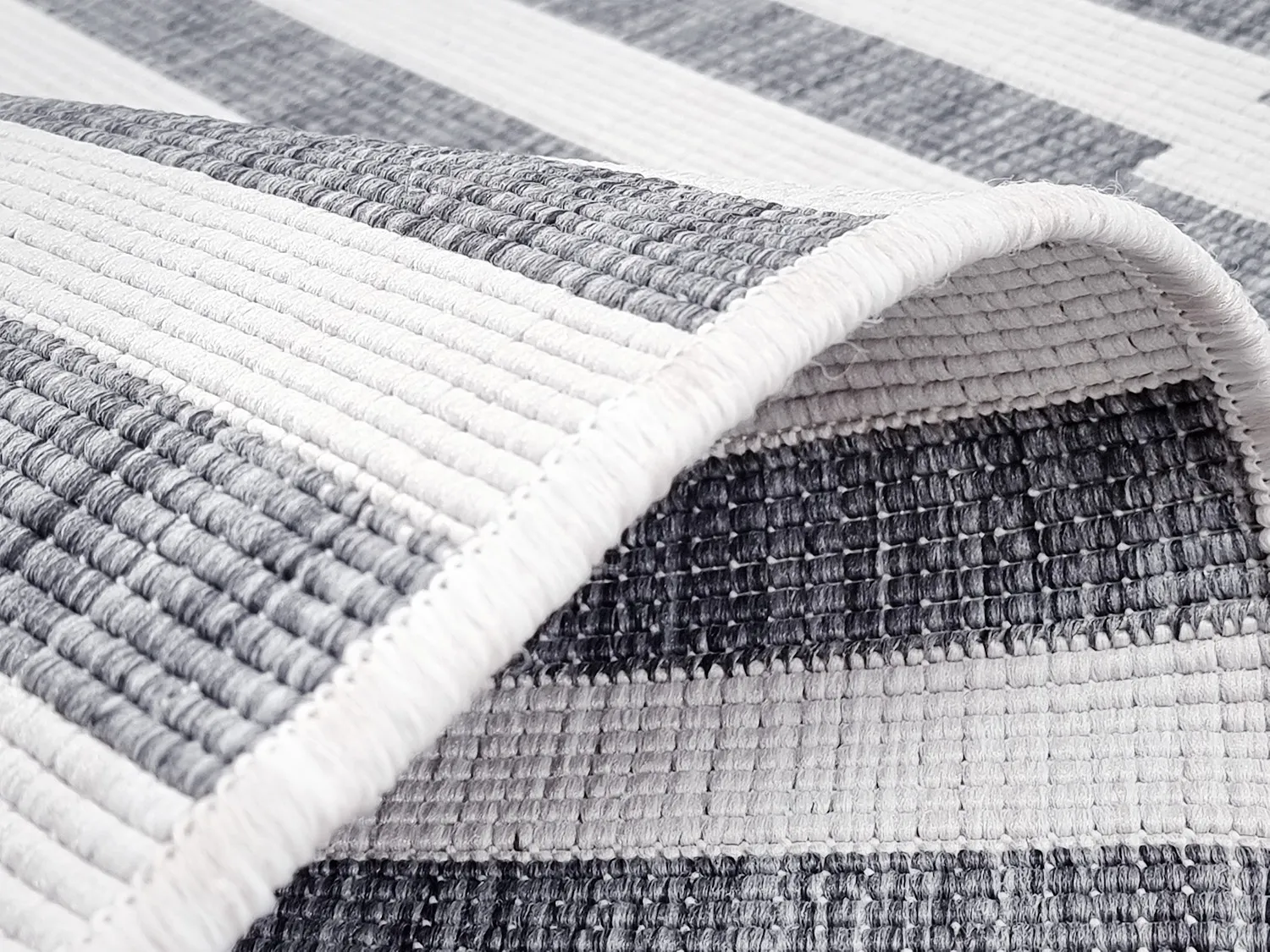 Tapete para interior e exterior - Otto (cinza)