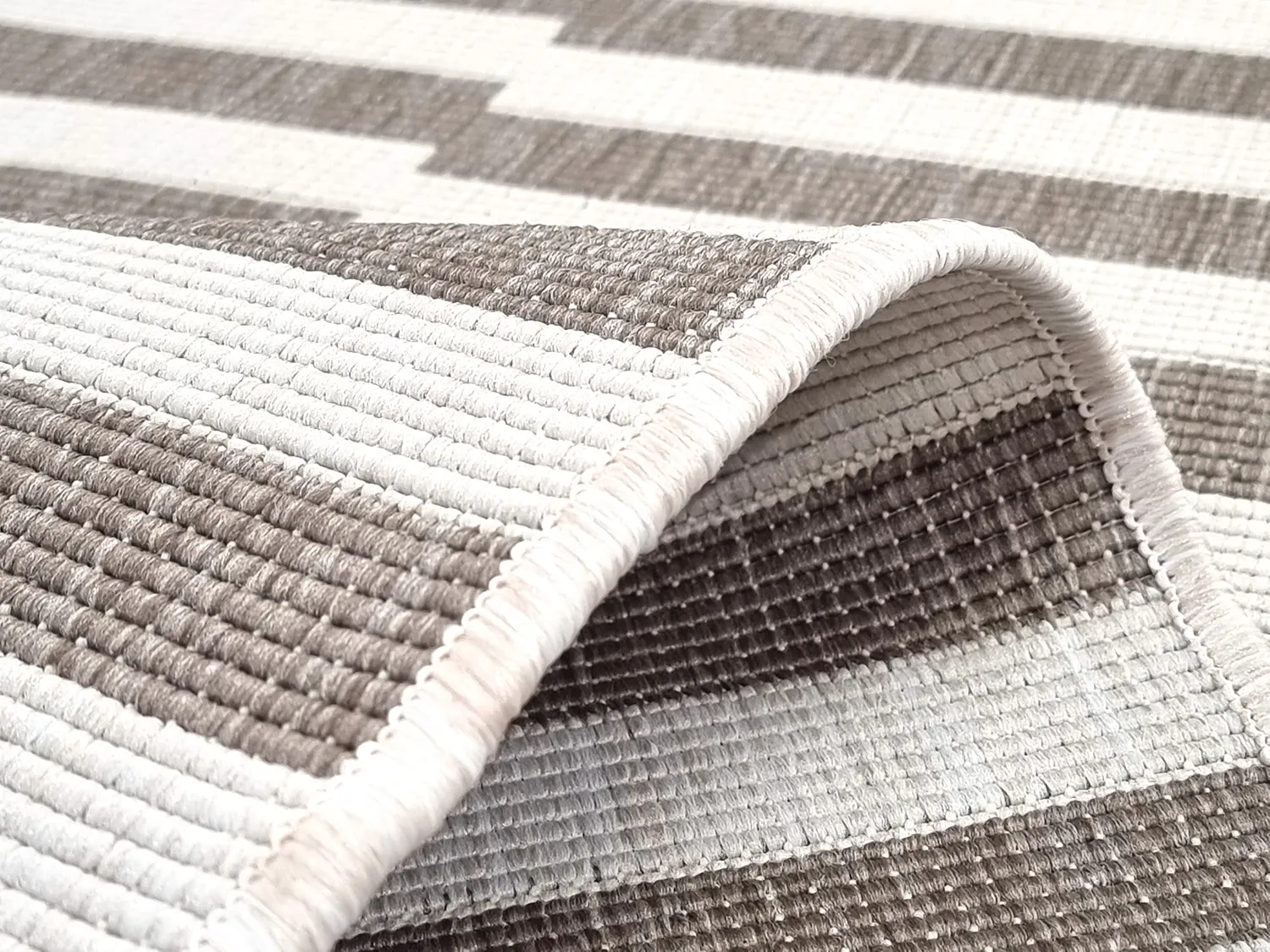 Tapete para interior e exterior - Otto (bege)