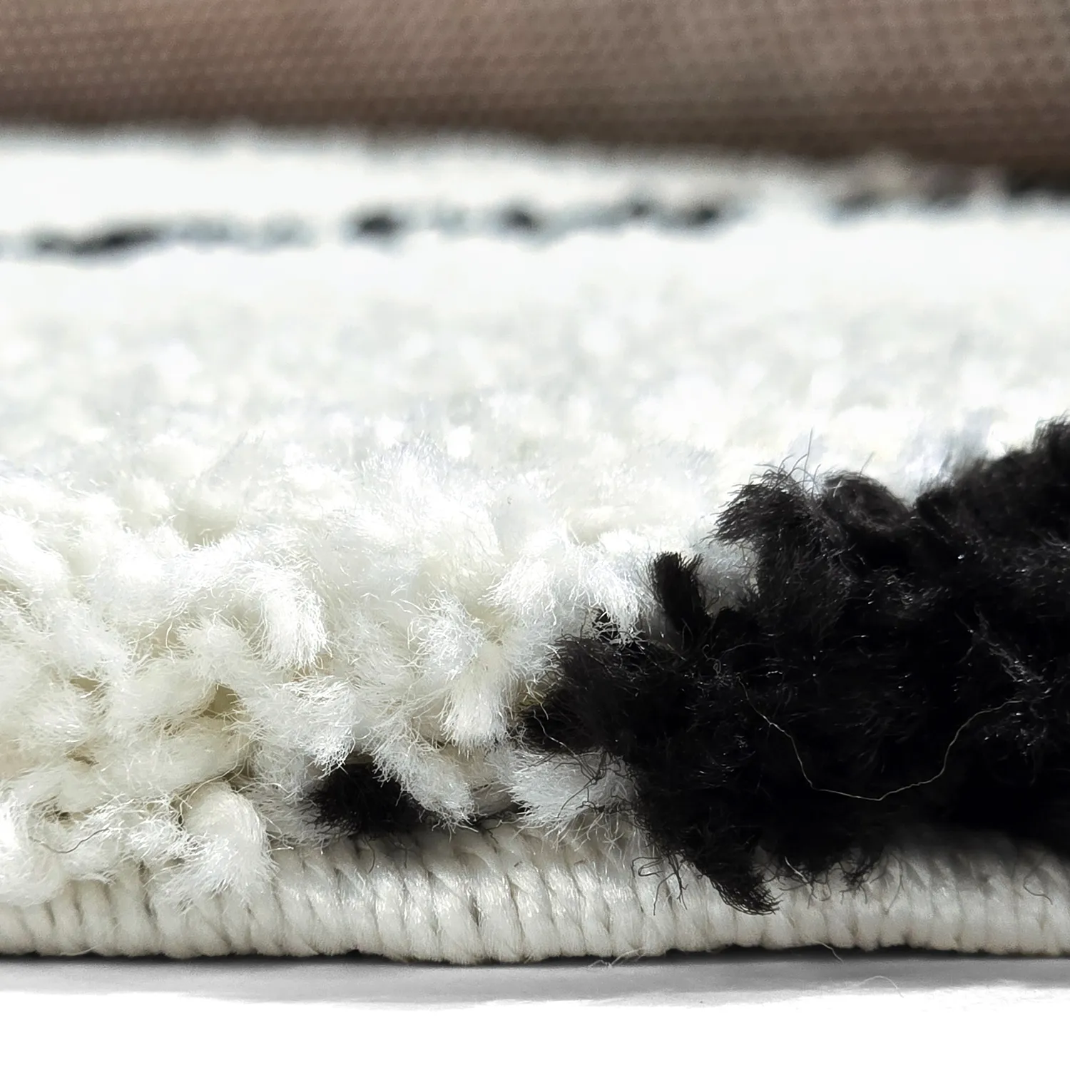 Tapetes redondos - Eze (branco/preto)